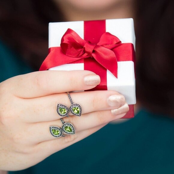 NWT 7 Charming Sisters Silver Tone Crystal Leaf Wrap Ring Size 6 - Picture 3 of 4